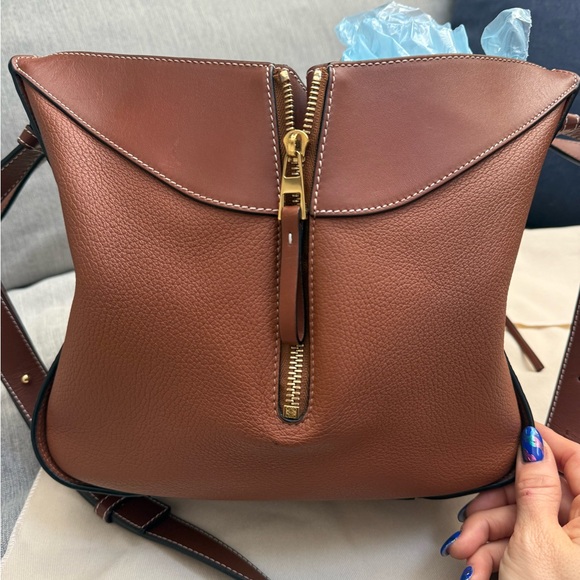 EUC Loewe Small Hammock Brown - Picture 10 of 13